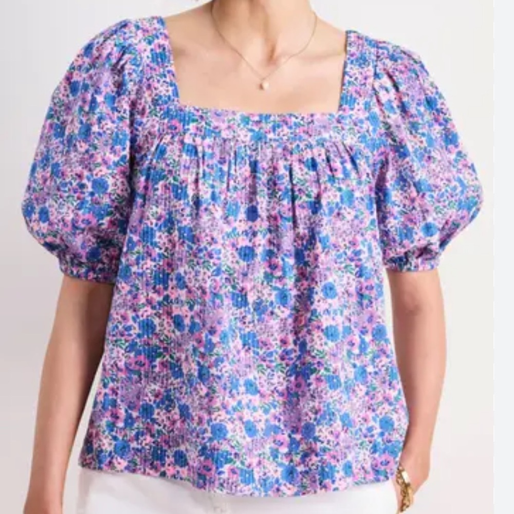 Vineyard Vines Seersucker Floral Puff Sleeve Top